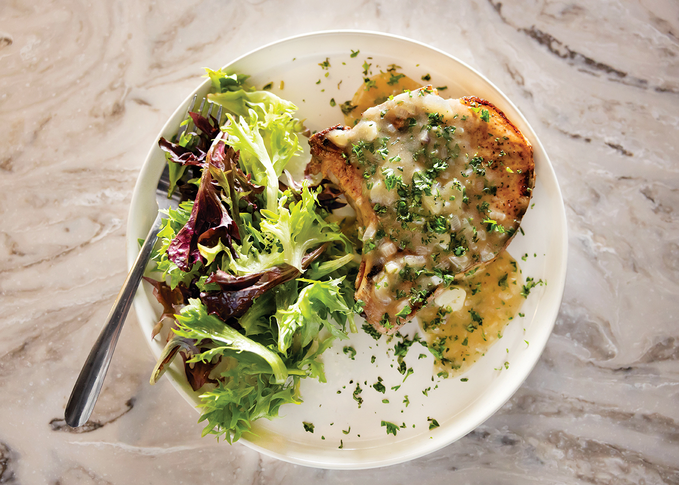 Pork Chops with Garlic Herb Sauce